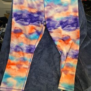 RBX leggings with colorful cloud print size large
